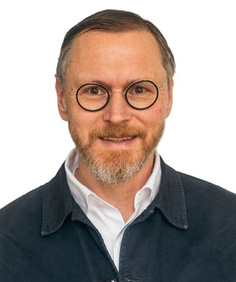 Bernhard HaukenbauChefredakteur