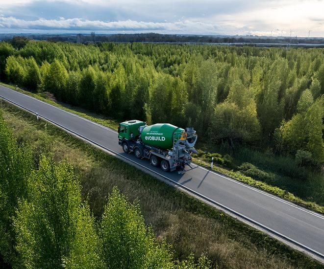 Bild 2 Heidelberg Materials bündelt alle CO2-reduzierten und zirkulären Produkte unter der Marke „evoBuild“. (Quelle: Heidelberg Materials AG /Aleksej Keksel / KI)