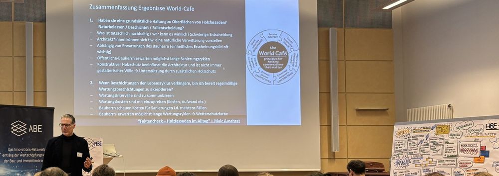 Volles Haus: Spannende Impulse, World-Café-Stationen und Workshops lockten zahlreiche Teilnehmer:innen zur ABE-Fachveranstaltung CO2-reduzierte und -reduzierende Materialien und Baustoffe Quelle: ABE/Manuela Wetzel