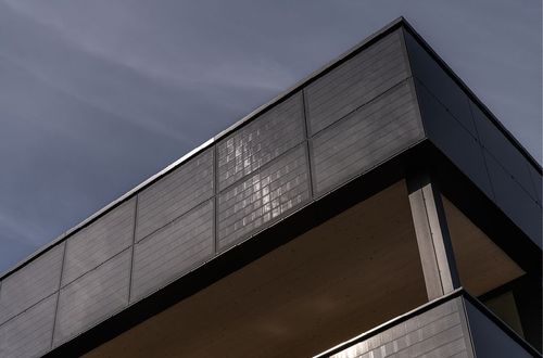 Bild 1 Die Firmenzentrale von BAURCONSULT: durch die Kombination innovativer Technologien und ressourcenschonender Baustoffe konnte ein energieeffizientes Gebäude realisiert werden