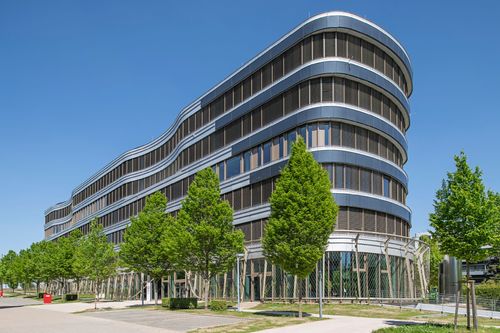 Bild 1 Sanierungsprojekt Bürogebäude Z2 in Stuttgart (Quelle: ZÜBLIN/Niels Schubert)