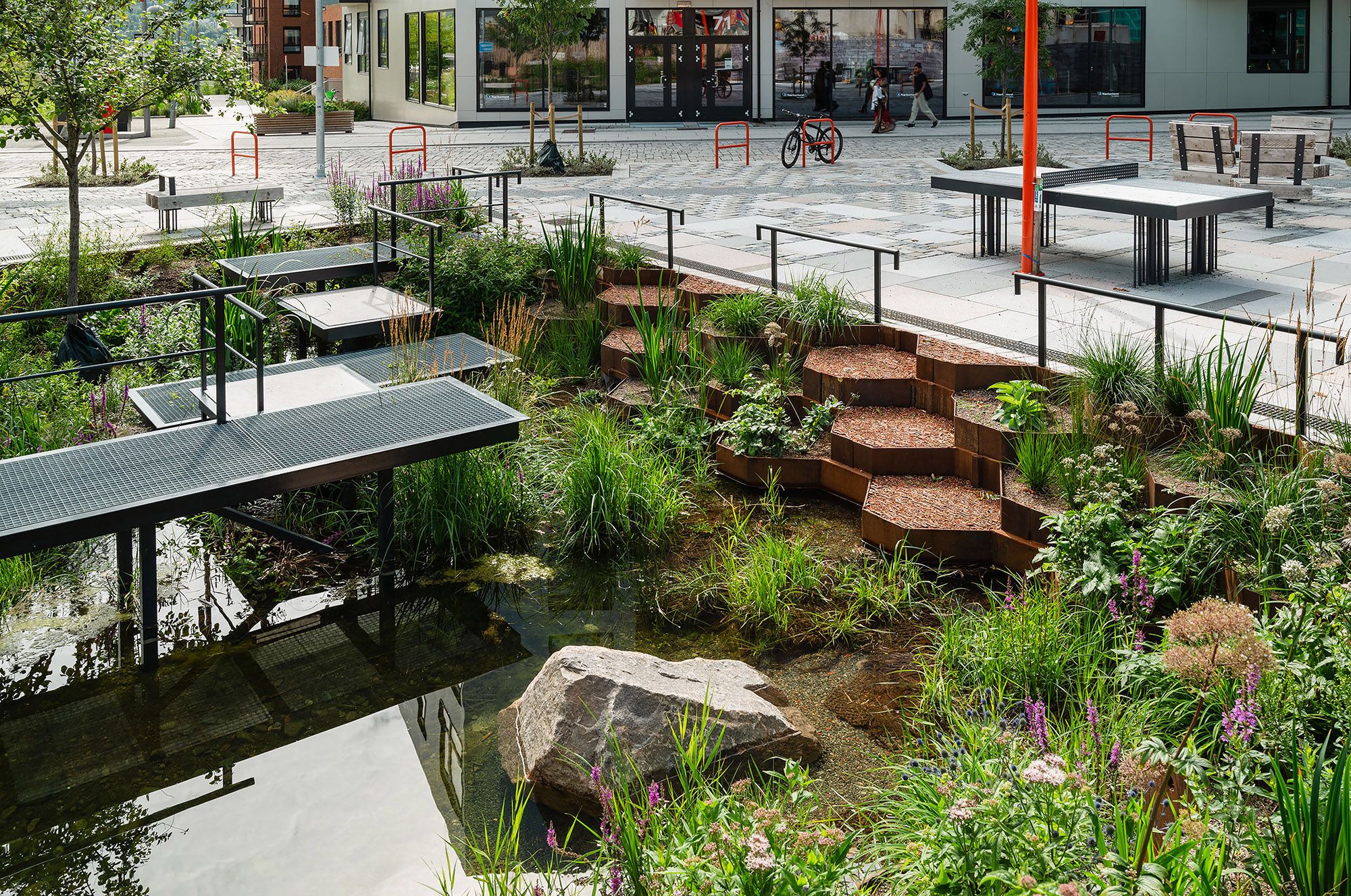 4. Vollebekk Torg — SOLA, Studio Oslo Landskapsarkitekter